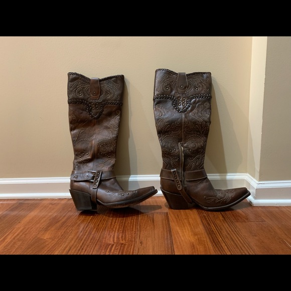 CORRAL BOOTS (EUC) - Picture 5 of 8